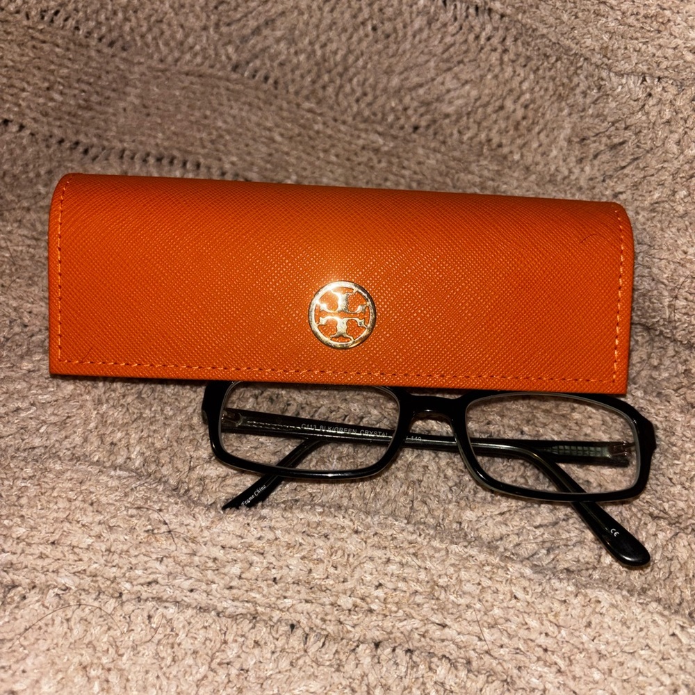 Tory Burch Orange Saffiano Glasses Case with Gold Logo - Picture 3 of 6
